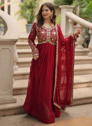 Garb These Beautiful Looking  Readymade Long Gown With Dupatta.These Gown And Dupatta is Fabricated On Faux Georgette.Its Beautified With Designer Sequance Embroidery Work.