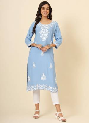 Looking These Beautiful Looking Readymade Kurti.These Kurti is Fabricated On Liva Rayon.Its Beautified With Designer Lucknowi Thread Embroidery Work.