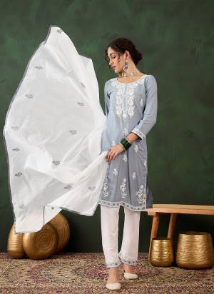 Attrective These Beautiful Looking Readymade Suits With Dupatta.These Suit is Fabricated On Top Are Rayon Cotton And Bottom Are Rayon Cotton And Chanderi Dupatta .Its Beautified With Designer Chikankari Embroidery Work.