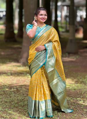 Garb These Party Wear Saree in Fine Colored.These Saree And Blouse is Fabricated On Tissue Silk.Its Beautified With Weaving Jari Designer.