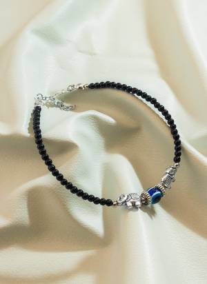 Looking These Beautifil Anklet Black Colored.These Anklet is Come Brass Material And Beautified With Crystal Beads Work.