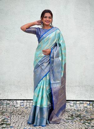 Attrective Look These Traditional Saree in Fine Colored.These Saree And Blouse is Fabricated On Tissue Silk.Its Beautified With Weaving Jari Designer.