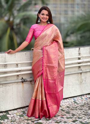 Attrective Look These Traditional Saree in Fine Colored.These Saree And Blouse is Fabricated On Tissue Silk.Its Beautified With Weaving Jari Designer.