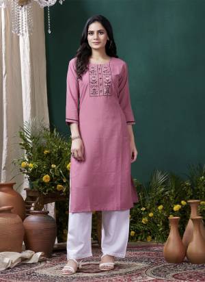 Grab These Beautiful Looking Readymade Kurti With Bottom.These Kurti Are Fabricated On Maaza Cotton And Rayon Botton.Its Beautified With Designer Hand Work With Pocket.