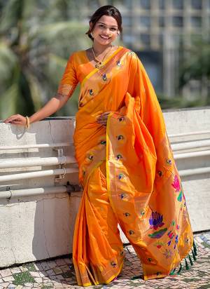 Attrective These Party Wear Saree in Fine Colored.These Saree And Blouse is Fabricated On Paithani Silk.Its Beautified With Weaving Jacquard Paithani Meenakari Designer.