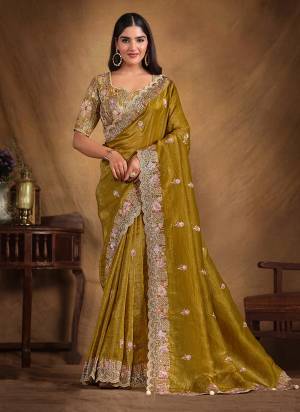 Look Attrective These Designer Party Wear Saree in Fine Colored.These Saree Are Crush Paper Silk And Blouse Japan Satin is Fabricated.Its Beautified Designer Embroidery Work.