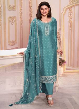 Garb These Party Wear Salwar Suits in Fine Colored Pair With Dupatta.These Top Are Silk Georgette And Dupatta Are Fabricated On Chinon Pair With Santoon Bottom.Its Beautified With Designer Printed With Embroidery Work