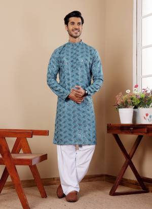 For A festive Wear,Grab These Readymade Kurta With Payjama in Fine Colored.These Kurta is Fabricated On Viscose And Art Silk Bottom With Designer Chikankari Embroidery Work.Buy Now.