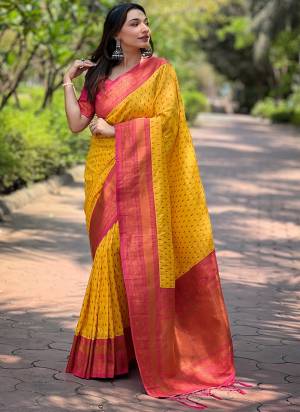 Attrective These Party Wear Saree in Fine Colored.These Saree And Blouse is Fabricated On Soft Silk.Its Beautified With Weaving Copper Jari Butti Designer.