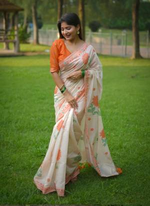 Looking These Festive Wear Saree in Fine Colored.These Saree And Blouse is Fabricated On Muga Cotton.Its Beautified With Jamdani Thread Weaving Designer.