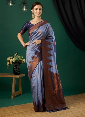 Looking These Party Wear Saree in Fine Colored Pair With Blouse.These Saree and Blouse Are Fabricated On Banarasi Silk.Its Beautified With Wevon Jari Designer.