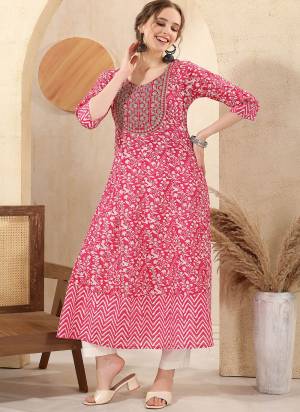 Attrective These Party Wear Kurti in Fine Colored.These Kurti Are Fabricated On Cotton.Its Beautified With Designer Printed With Sequance Embroidery Work.