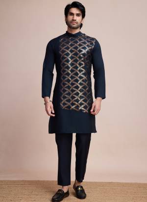 For A Festive Wear,Grab These Readymade Kurta Pair in Fine Colored.These Kurta Are Silk Fabricated on Pair.Its Beautified With Designer Thread,Sequance Embroidery Work.