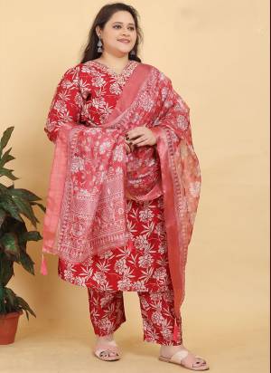 Attrective Looking These Beautiful Readymade Big Size Suits Set.These Top And Bottom is Fabricated On Lichi Viscose And Organza Dupatta.Its Beautified With Designer Digital Printed,Hand Work With Pocket.