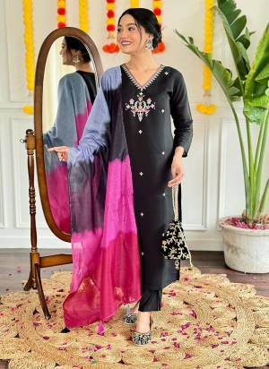 Looking These Suit in Fine Colored Pair With Bottom And Dupatta.These Top And Bottom Are Fabricated On Chanderi Viscose Pair With Chanderi Dupatta.Its Beautified With Designer Embroidery Work .