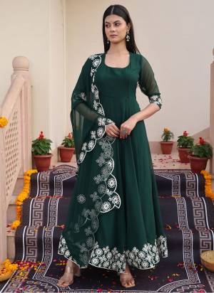 Attrective Looking These Anarkali Suit in Fine Colored Pair With Bottom And Dupatta.These Top Are Georgette And Dupatta Are Fabricated On Georgette Pair With Crepe Bottom.Its Beautified With Designer Embroidery Work.