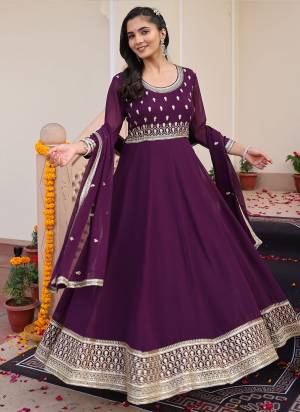 Attrective Looking These Anarkali Suit in Fine Colored Pair With Bottom And Dupatta.These Top Are Georgette And Dupatta Are Fabricated On Georgette Pair With Crepe Bottom.Its Beautified With Designer Embroidery Work.