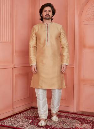 Looking These Party Wear Mans Wear Kutra Chididar Payjama wearing this fashionable. Tailored Kurta Are Jcquard Silk Brocade And Payjama Raymond Art Silk Fabriced With Wevon Pintux Disigner and fashioned with a banded collar for a dash of style.