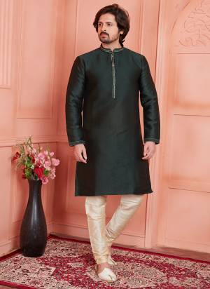 Looking These Party Wear Mans Wear Kutra Chididar Payjama wearing this fashionable. Tailored Kurta Are Jcquard Silk Brocade And Payjama Raymond Art Silk Fabriced With Wevon Pintux Disigner and fashioned with a banded collar for a dash of style.