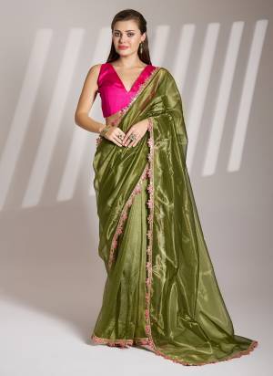 Attrctive These Fancy Party Wear Saree in Fine Colored.These Saree Are Twill Net And Blouse is Fabricated On Art Silk Pair.Its Beautified With Solid Fancy Disigner.