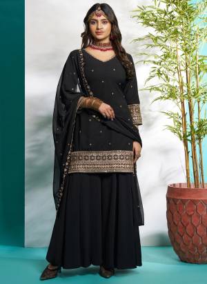 Atrective These Beautiful Looking Readymade Plazzo Suits.These Top Are Faux Georgette And Bottom Are Faux Georgette Fabricated On Faux Georgette Dupatta.Its Beautified With Designer Thread,Jari,Sequance Embroidery Work.