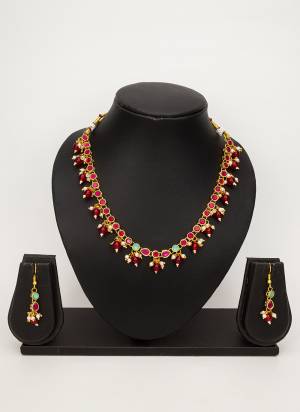 Attrective These Beautifil Colored Necklace.These Necklace is Come Brass Material And Beautified With Kundan Stone Work.