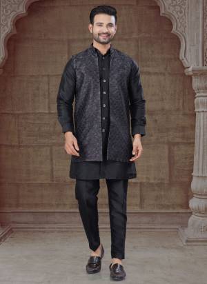 Looking These Party Wear Mans Wear Indo Western Kutra Payjama With Jacket wearing this fashionable. Tailored Kurta Pajama Are Silk And Jacket On Jacquard Fabriced With Wevon Designer Jacket and fashioned with a banded collar for a dash of style.