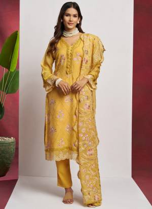 Grab These Suit in Fine Colored Pair With Bottom.These Top Are Organza And Dupatta Are Fabricated On Organza Pair With Rayon Bottom.Its Beautified With Heavy Designer Multy Thread Embroidery Work.