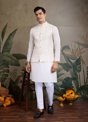 For A Festive Wear,Grab These Readymade Kurta With Koti in Fine Colored.