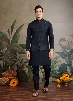 For A Festive Wear,Grab These Readymade Kurta With Koti in Fine Colored.
