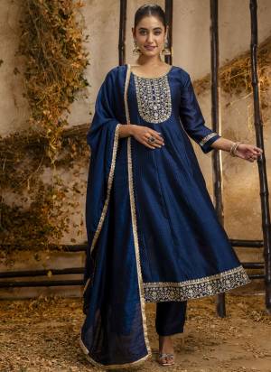 Attractive These Beautiful Party Wear Readymade Suits With Dupatta.These Suit is Fabricated On Top And Bottom Are Silk Blend And Nazneen Dupatta .Its Beautified With Designer Embroidery Work.