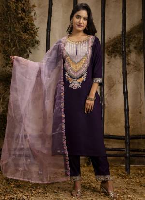 Attractive These Beautiful Party Wear Readymade Suits With Dupatta.These Suit is Fabricated On Top And Bottom Are Viscose Rayon And Organza Dupatta .Its Beautified With Designer Embroidery Work.