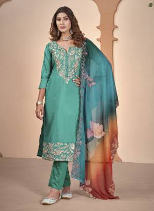 Attractive Looking These Party Wear Suit in Fine Colored Pair With Bottom And Dupatta.These Top Are Muslin And Dupatta Are Fabricated On Crystal Organza Pair With Cotton Bottom.Its Beautified With Designe Heavy Embroidery Work,Digital Printed.