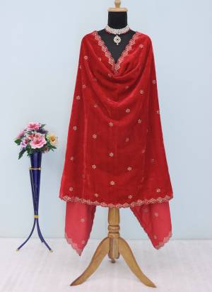 Grab These Beautiful Colored Ethnic Dupatta.This Dupatta is Fabricated On Beautiful Velvet Fabric . It Is Beautified With Beautiful Designer Sequance Embroidery Cut Work.