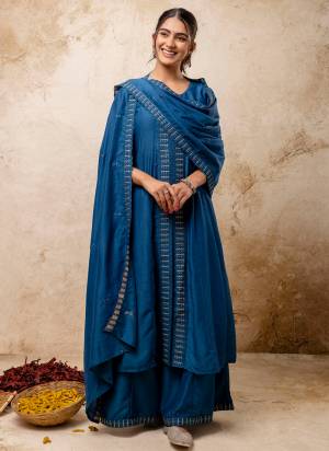 Attractive These Beautiful Looking Readymade Plazzo Suits With Dupatta.These Suit is Fabricated On Top Are Silk Blend And Bottom Are Silk Blend And Silk Dupatta .Its Beautified With Designer Embroidery Work.