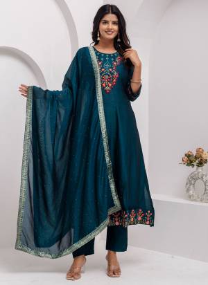 Garb These Beautiful Looking Party Wear Readymade Suits With Dupatta.These Suit is Fabricated On Top Are Vichitra Silk And Bottom Are Vichitra Silk And Vichitra Silk Dupatta .Its Beautified With Designer Thread Embroidery Work,Swarovski Diamond Dupatta.
