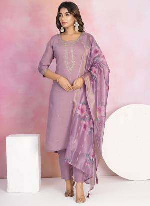 Attractive These Designer Suit in Fine Colored Pair With Bottom And Dupatta.These Top Are Chanderi And Bottom Are Fabricated On Chanderi Pair With Jacquard Dupatta.Its Beautified With Designer Embroidery Work.