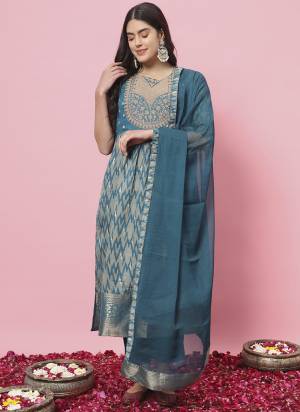 Garb These Beautiful Looking Readymade Suits With Dupatta.These Suit is Fabricated On Top Are Cotton Silk And Bottom Are Santoon And Nazmin Dupatta .Its Beautified With Wevon Designer With Embroidery Work,Printed.