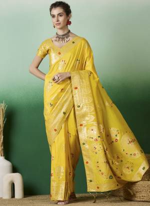Looking These Party Wear Saree in Fine Colored.These Saree And Blouse Is Dolla Cotton Fabricated.Its Beautified With Wevon Meenakari Designer.