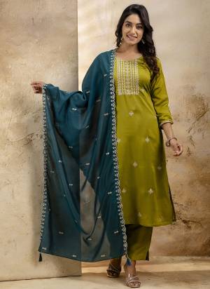 Looking These Beautiful Party Wear Readymade Suits With Dupatta.These Suit is Fabricated On Top And Bottom Are Silk Blend And Silk Blend Dupatta .Its Beautified With Designer Embroidery Work.