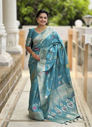 Attrective These Party Wear Saree in Fine Colored.These Saree And Blouse is Fabricated On Banarasi Silk.Its Beautified With Weaving Meenakari Designer.