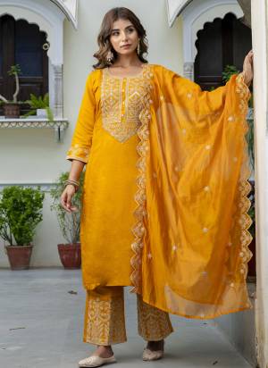 Garb These Beautiful Looking Party Wear Readymade Suits With Dupatta.These Suit is Fabricated On Top Are Silk Blend And Bottom Are Silk Blend And Organza Dupatta .Its Beautified With Designer Thread Embroidery Work.