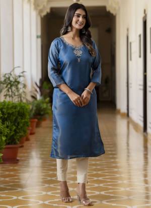 Attrective These Beautiful Looking Readymade Kurti.These Kurti Fabricated On Shimmer Silk.Its Beautified With Designer Embroidery Work.