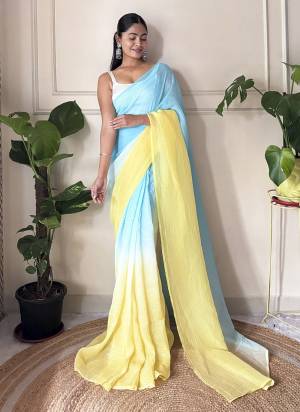 Attrective These Party Wear Ready To Wear Saree in Fine Dual Shaded Colored.These Saree Are Crunchy Pedding And Blouse is Satin Banglori Fabricated.Its Beautified With Pedding Color Printed.