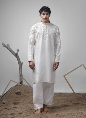For A festive Wear,Grab These Readymade Kurta With Payjama in Fine Colored.These Kurta is Fabricated On Greek Satin And Art Silk Bottom With Designer Embroidery Work.Buy Now.