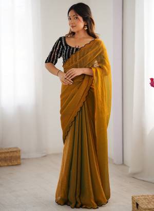 Attrctive Looking These Party Wear Saree in Fine Colored.These Saree Are Chiffon And Blouse is Velvet Fabricated.Its Beautified With Designer Sugar Beed,Sequance Embroidery Work Blouse.
