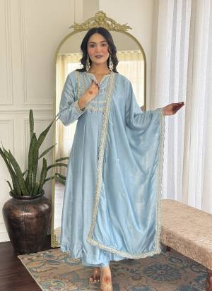 Attrective These Suit in Fine Colored Pair With Bottom And Dupatta.These Top And Bottom Are Fabricated On Vichitra Silk Pair With Vichitra Silk Dupatta.Its Beautified With Designer Embroidery Work .