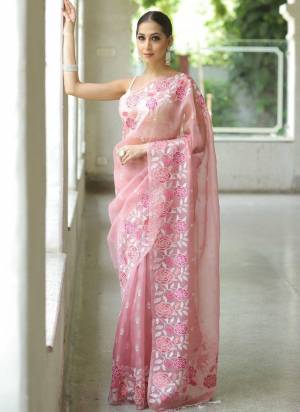 Attractive These Party Wear Saree in Fine Colored.These Saree Are Organza And Blouse is Fabricated On Satin Banglori.Its Beautified With Designer Multy Thread Embroidery Work.