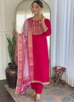 Garb These Suit in Fine Colored Pair With Bottom And Dupatta.These Top And Bottom Are Fabricated On Viscose Rayon Pair With Jacquard Silk Dupatta.Its Beautified With Designer Embroidery Work Printed .