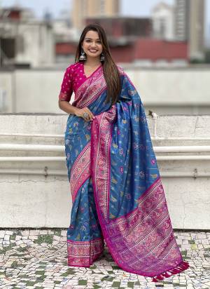 Attractive These Party Wear Saree in Fine Colored.These Saree And Blouse is Fabricated On Patola Silk.Its Beautified With Weaving Meenakari Polka Ikkat Designer.